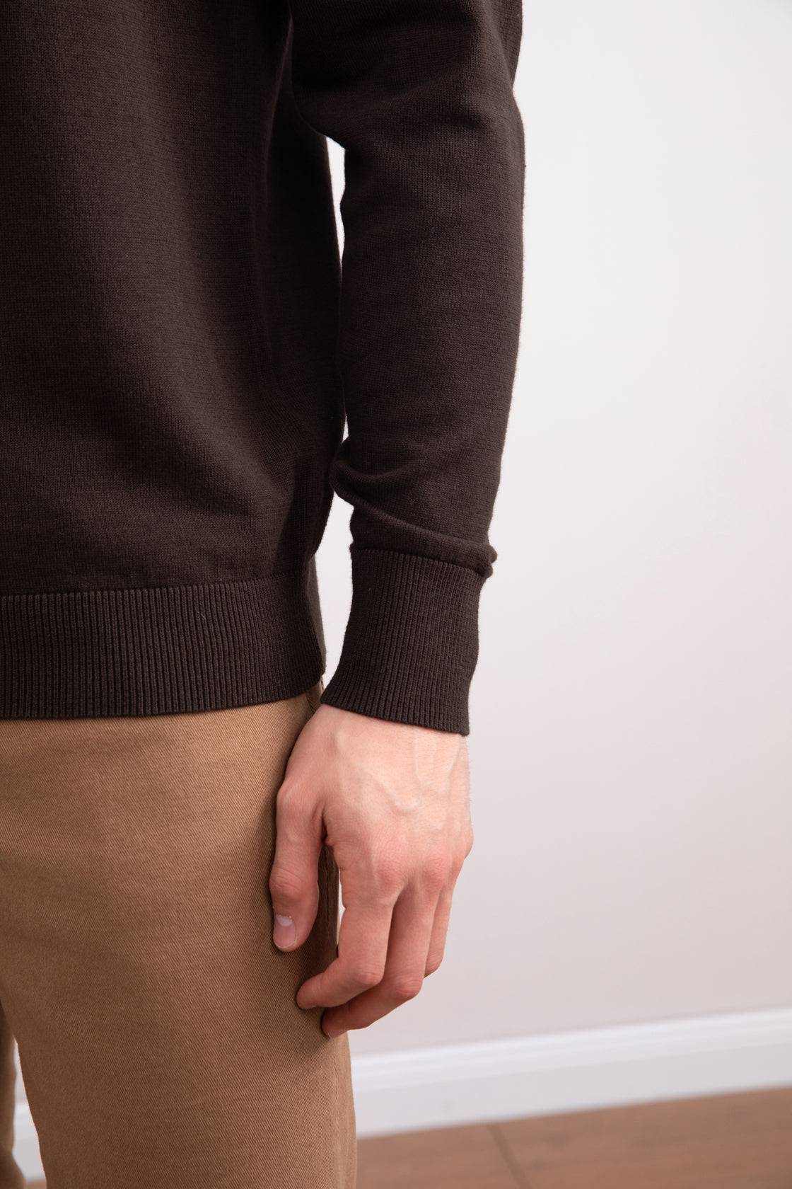 Dark Brown Crewneck Sweater - Tour&Tate