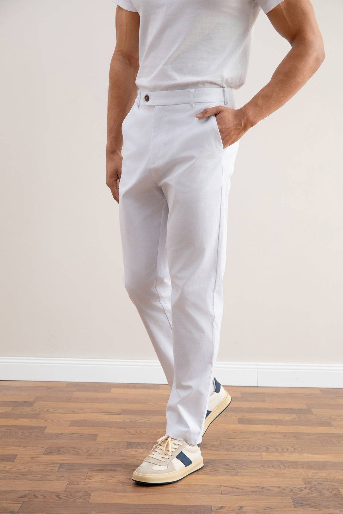 White Straight-Leg Pleated Trousers - Tour&Tate