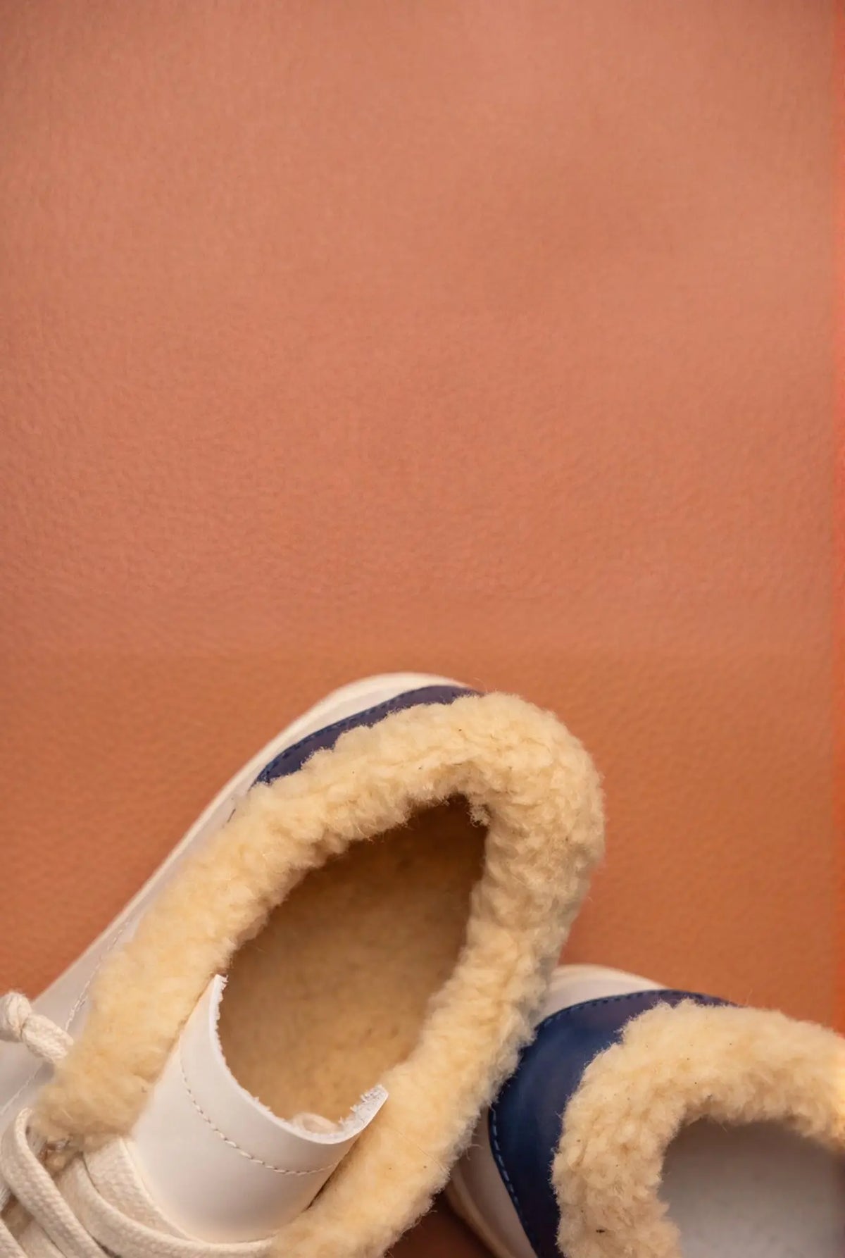Toscan Sneakers White Leather Black Heel with Wool