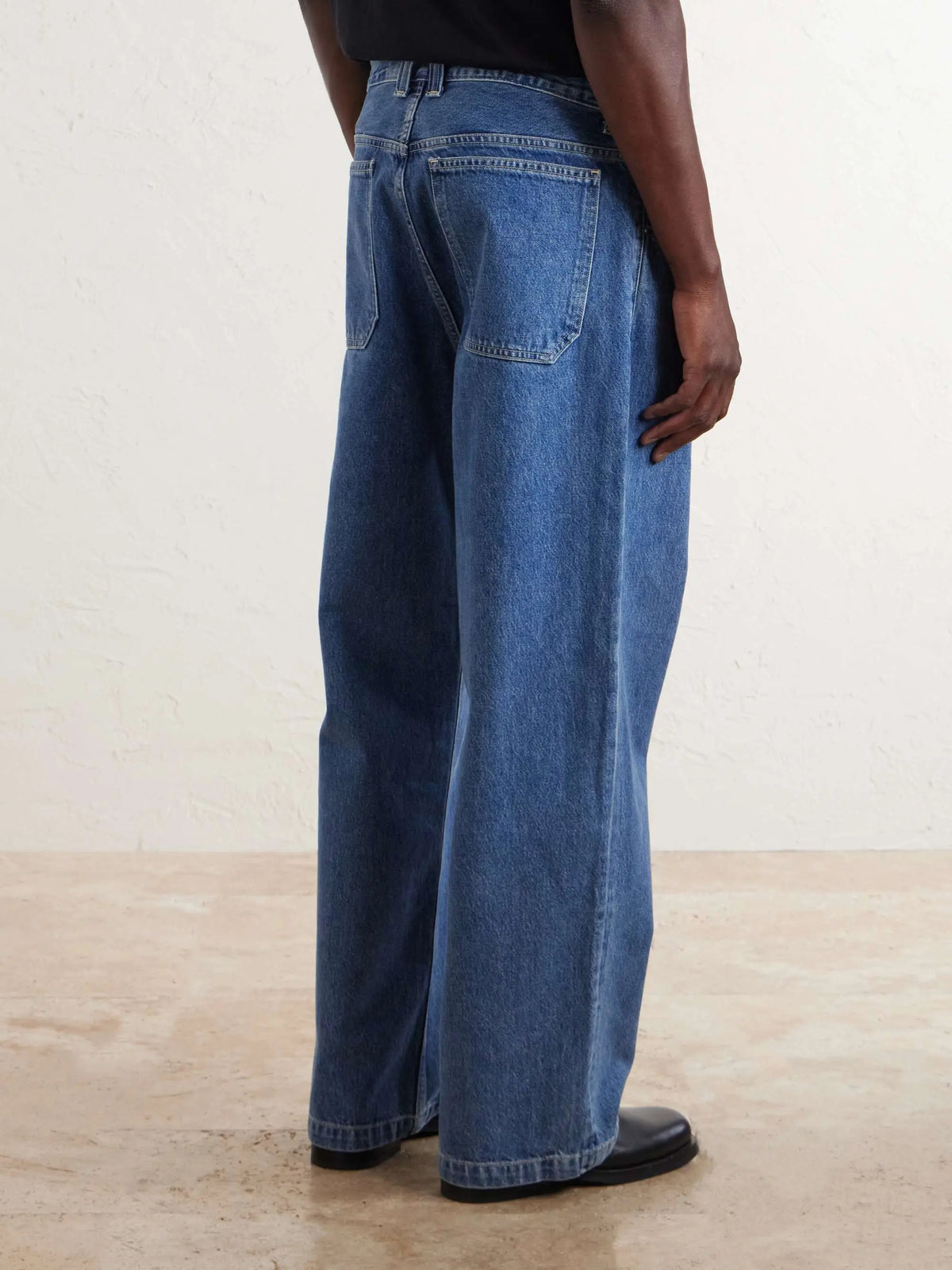 Wide-Leg Jeans Too Much Today