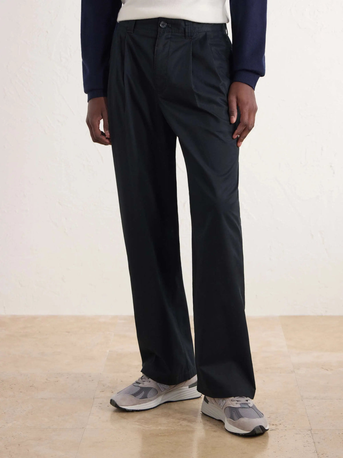 Straight-Leg Pleated Cotton Trousers